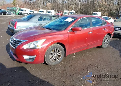 2015 Nissan Altima 2.5 S z USA, uszkodzony, nr VIN 1N4AL3AP5FC574504